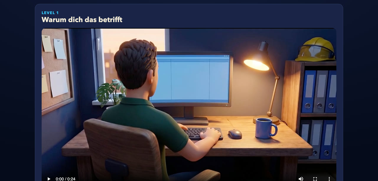 Level 1 des Moduls „DSGVO und KI im Betrieb“: Titel „Warum dich das betrifft“ über einem Erklärvideo, im Bild ein Mitarbeiter am Schreibtisch